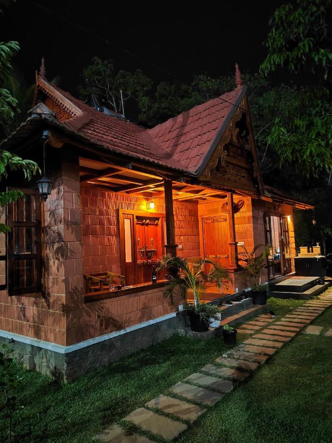 库玛拉孔 Little Chembaka旅馆 外观 照片